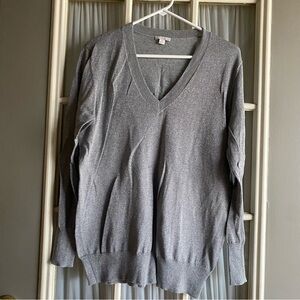 Gap metallic knit gray Vneck sweater